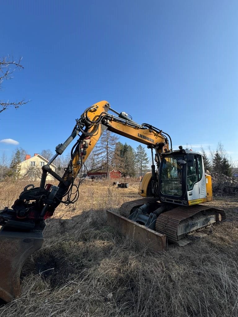 Liebherr R 914