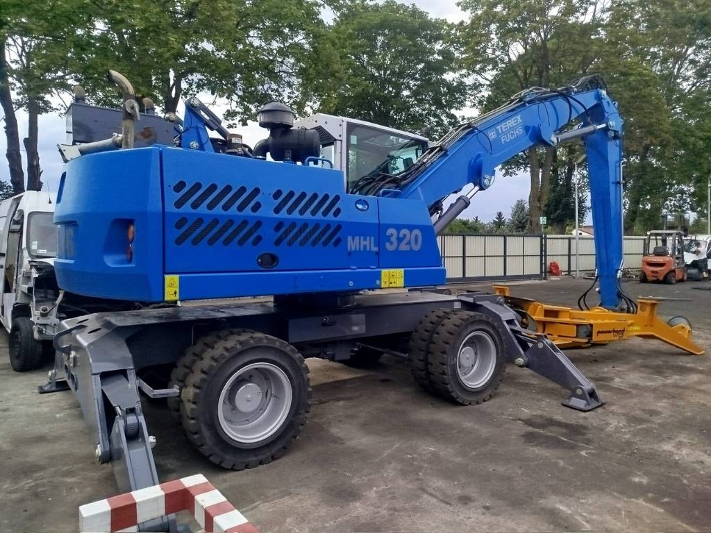 Fuchs MHL 320