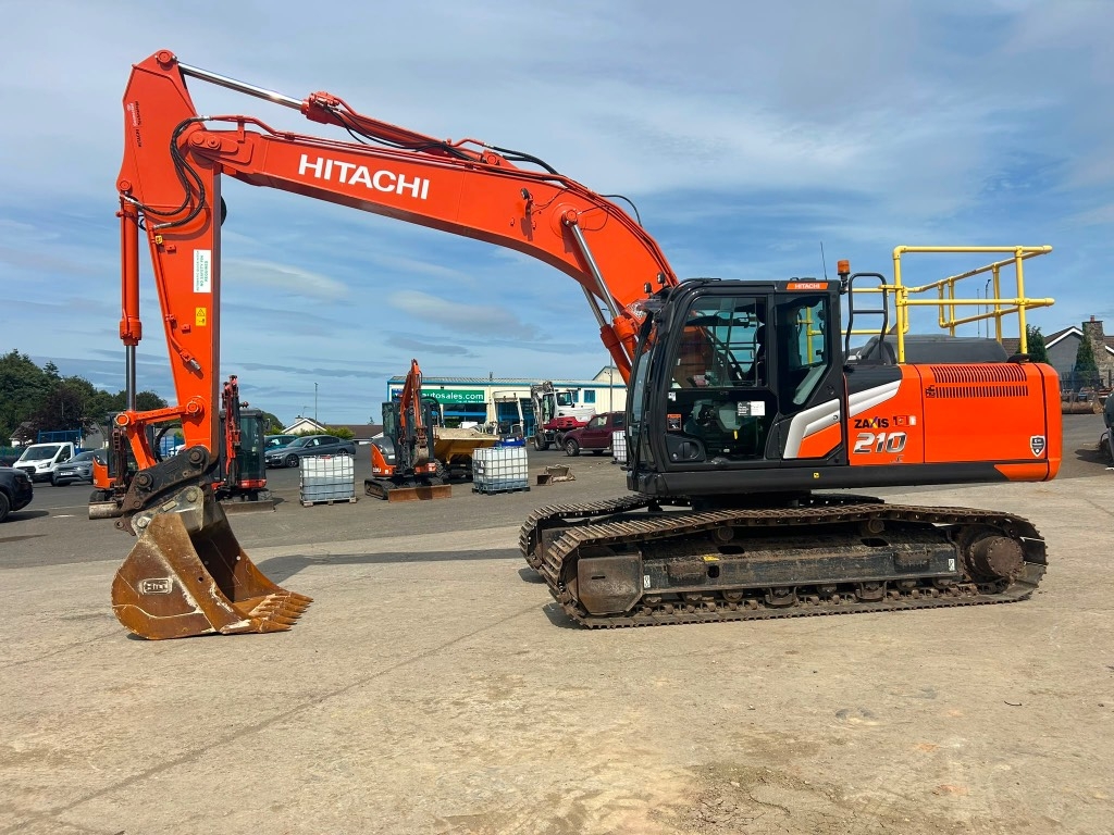 Hitachi ZX210 LC-7
