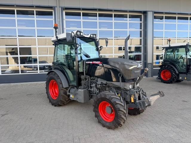 Fendt 211v Profi Gen3, FH+PTO
