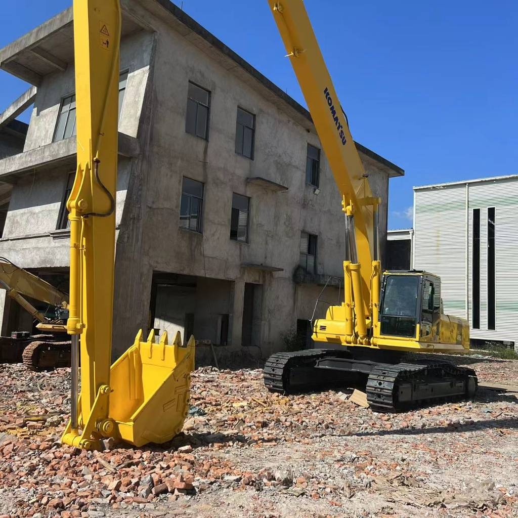 Pelle sur chenilles Komatsu PC 450 — occasion 2023, 1 900 h