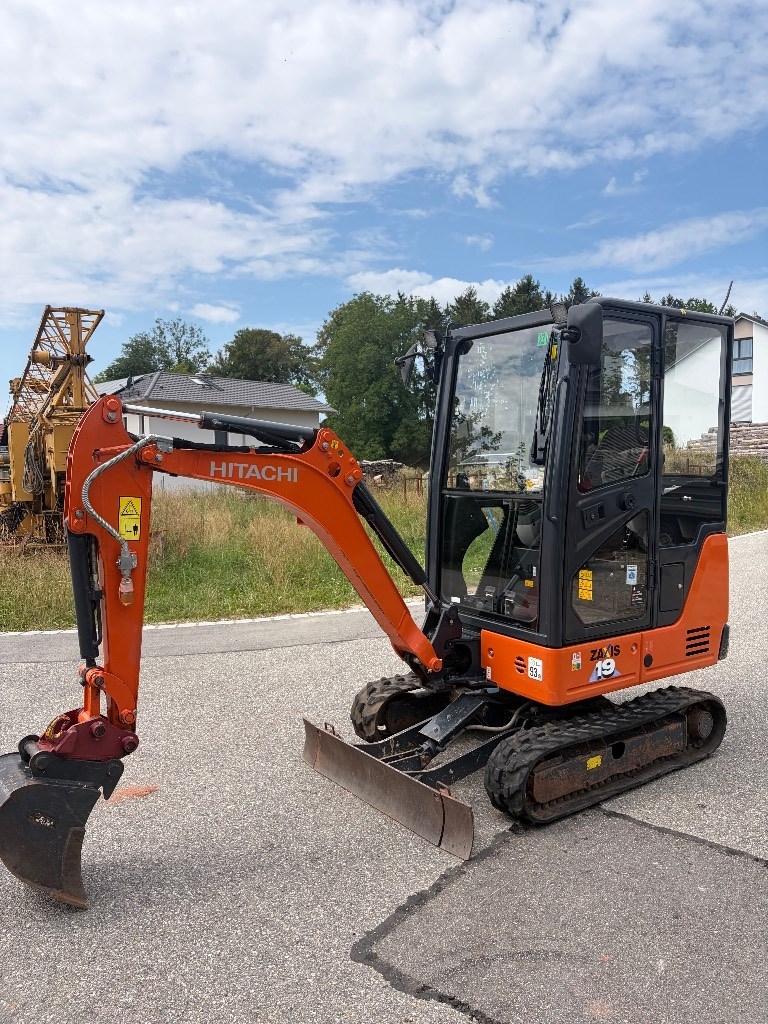 Hitachi ZX 19-6 CR