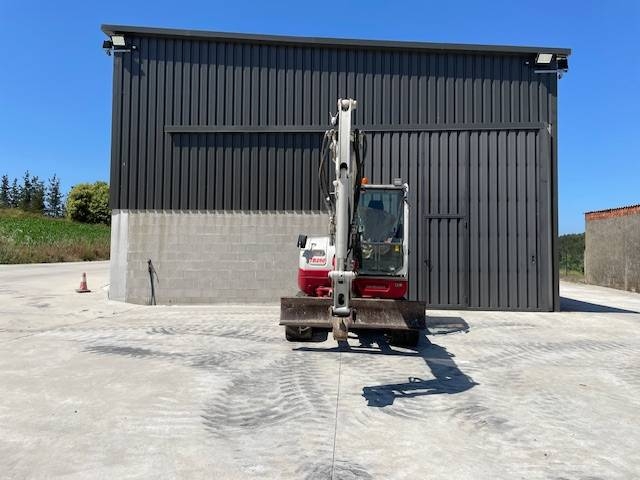 Takeuchi TB 260