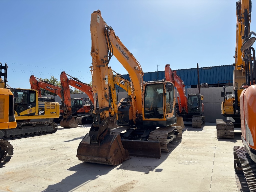 Pelle sur chenilles Hyundai R125LCR-9 — occasion 2016, 5 300 h