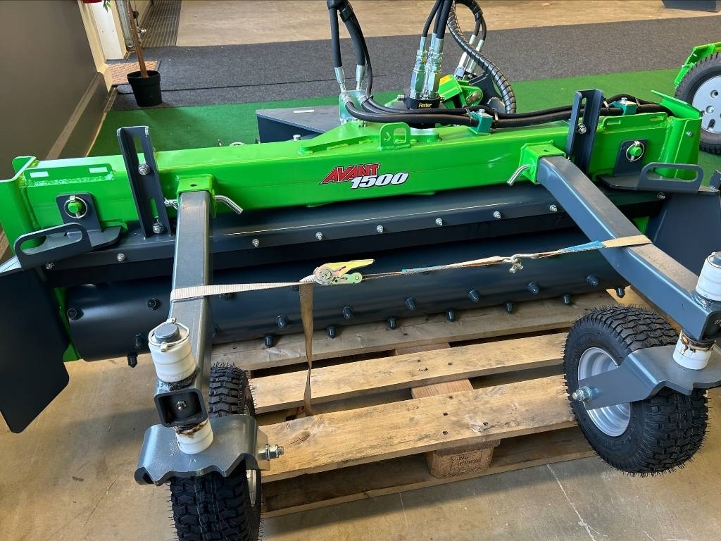 Avant Power Rake 1500 Manuell Sväng