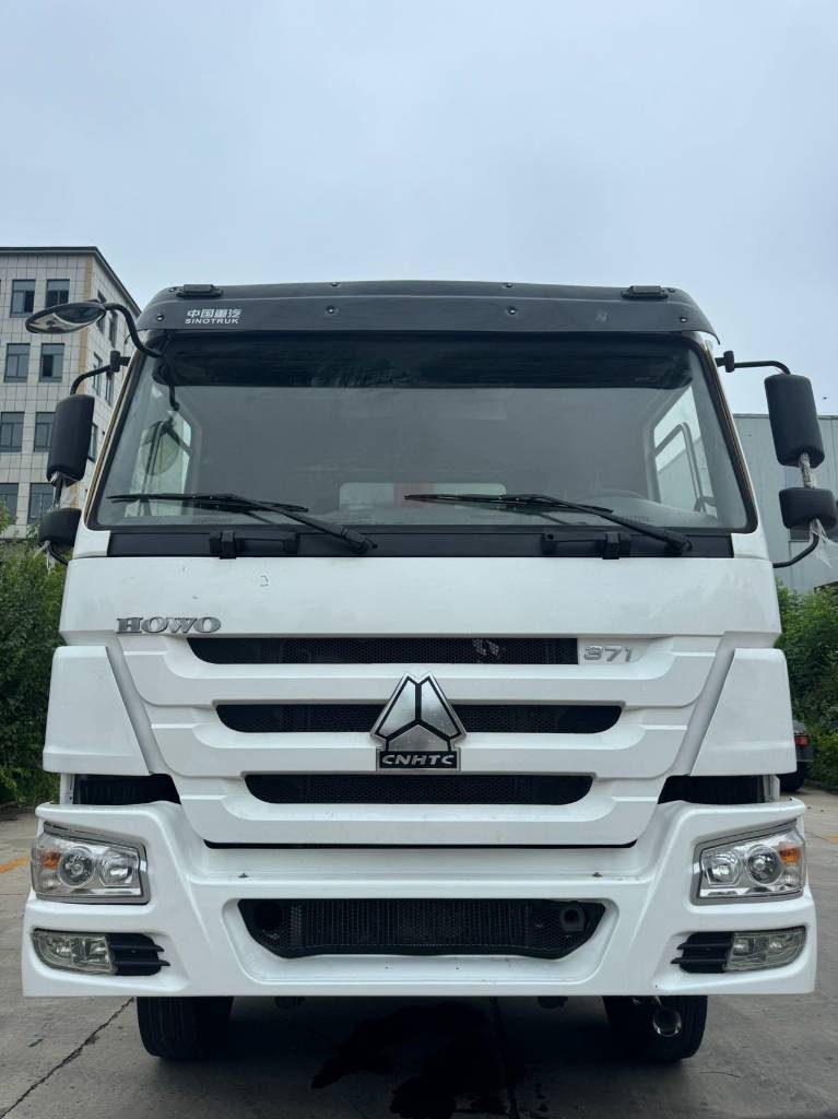 Sinotruk HOWO 371