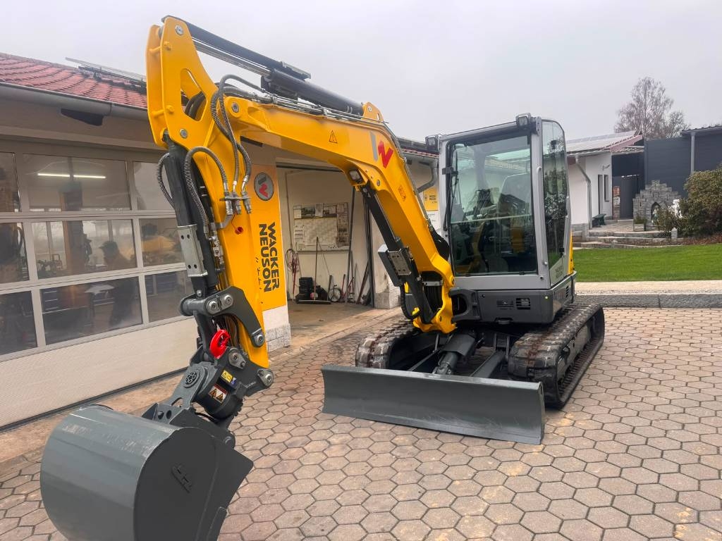 Pelle sur chenilles Wacker Neuson EZ50 — occasion 2022, 950 h