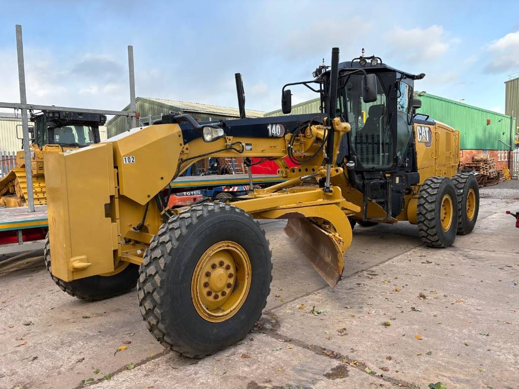 Niveleuse Caterpillar 140 — occasion 2020, 5 804 h