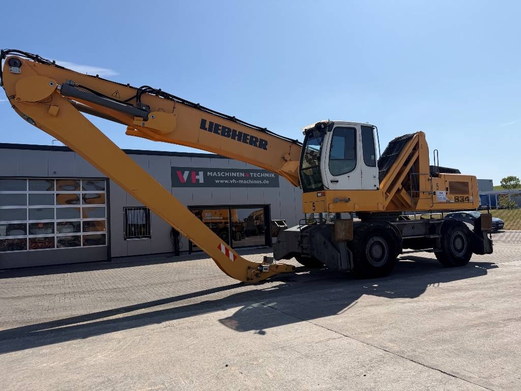 Pelle de manutention Liebherr A 934 C HD Litronic — occasion 2013, 13 800 h