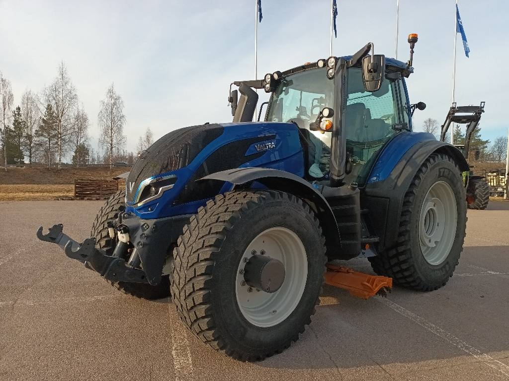 Valtra T 255 Versu Unlimited