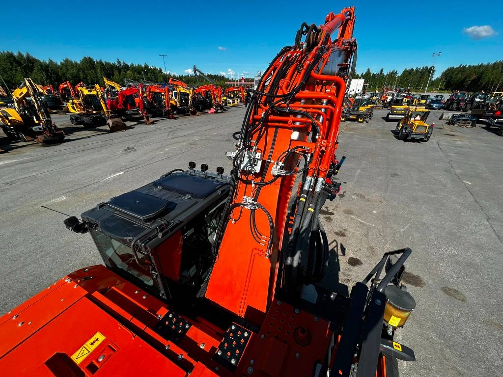 Hitachi ZX 225USR LC-7 /3D, rotoinclinación, grasa, calentador. kuva 14