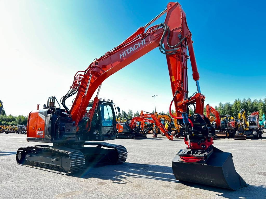 Hitachi ZX 225USR LC-7 /3D, rotoinclinación, grasa, calentador. kuva 3
