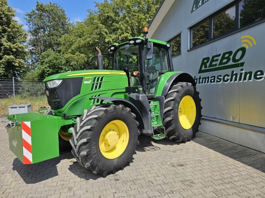 John Deere 6195M