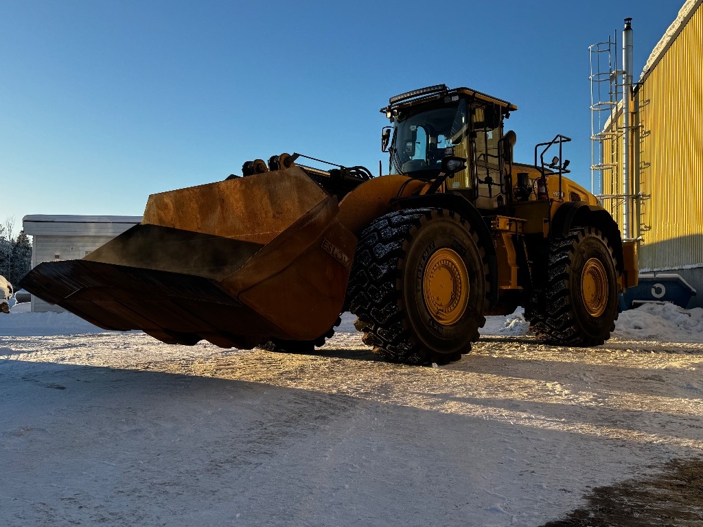 CAT 982 M