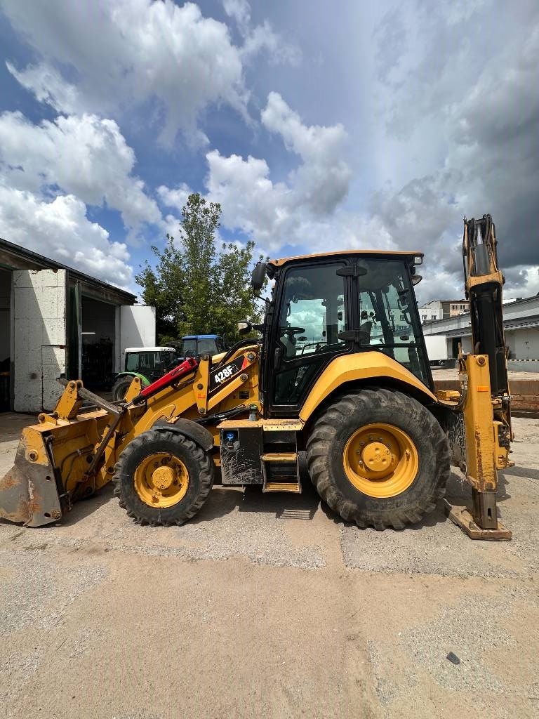 CAT 428F2