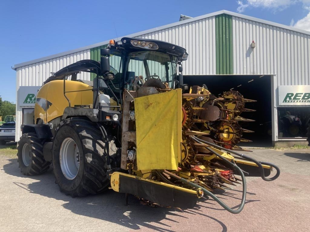 New Holland FR 9090