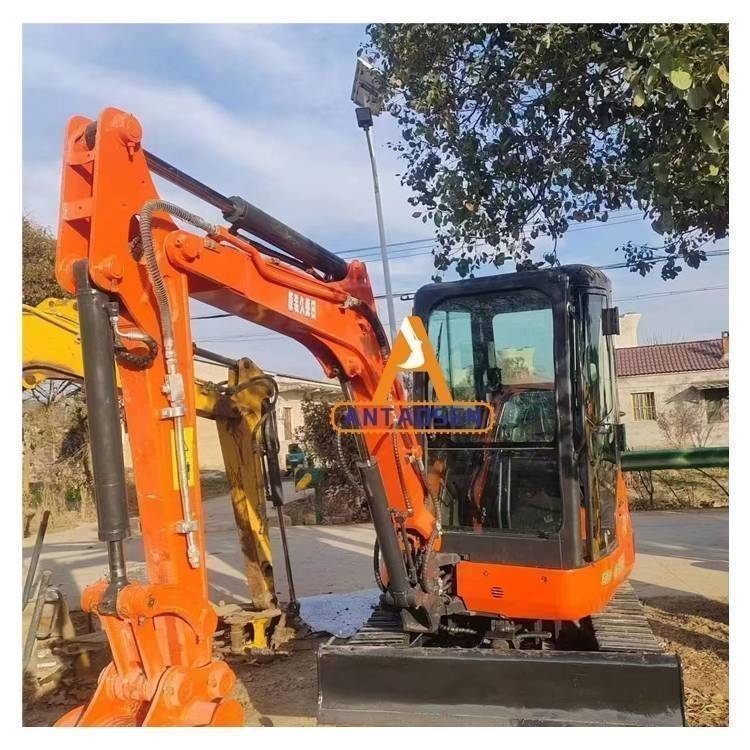 Mini-pelle Kubota U 30 — occasion 2023, 427 h