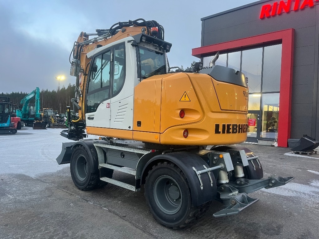 Liebherr 913 compact / Myyty, Sold kuva 3