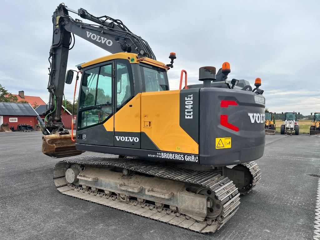 Pelle sur chenilles Volvo EC 140 EL — occasion 2017, 11 500 h