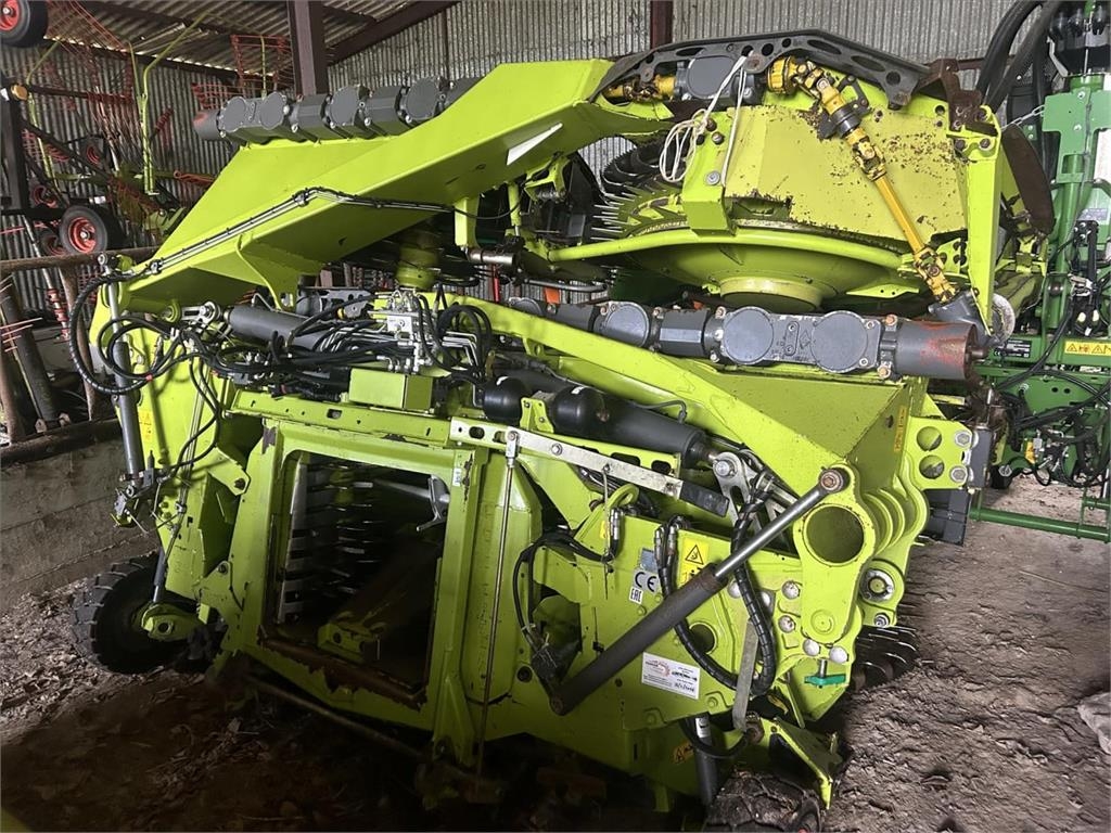 CLAAS ORBIS 900