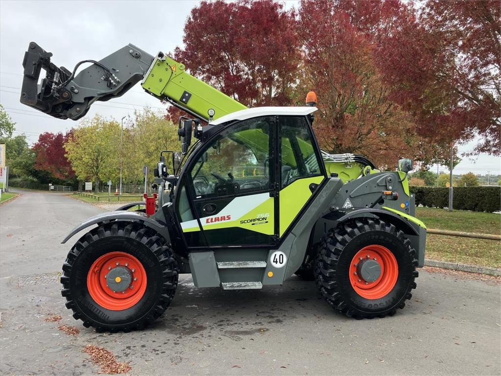 CLAAS SCORPION 756