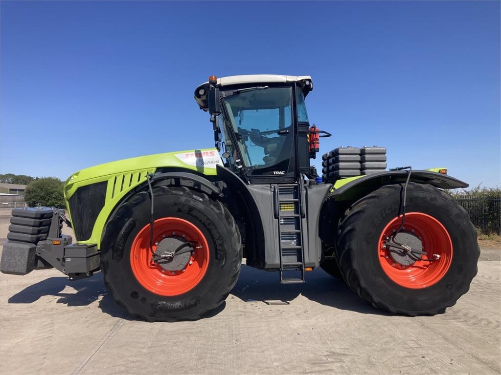 CLAAS XERION 5000 TRAC