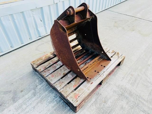 JCB 3CX Riddle Bucket