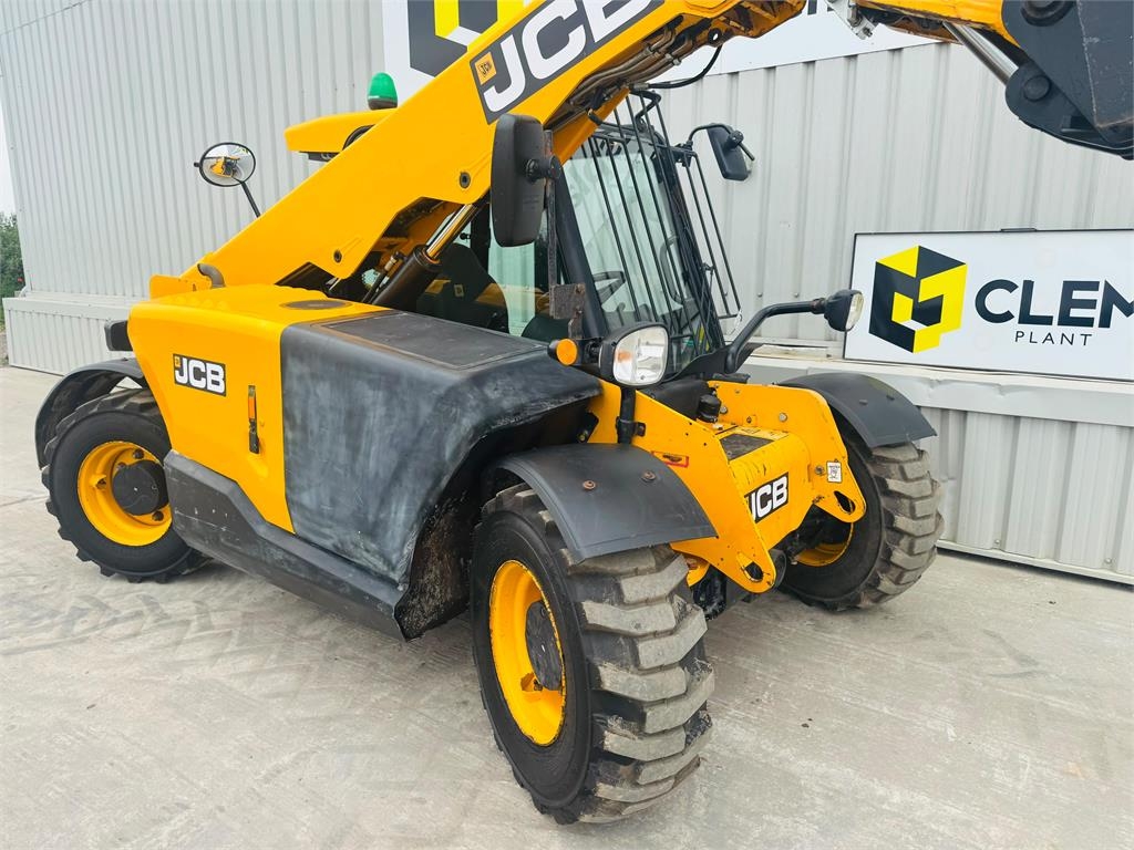 JCB 525-60
