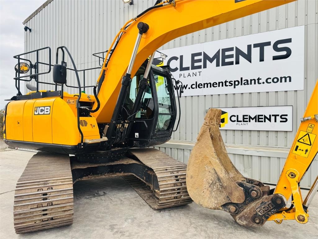 JCB JS131LC