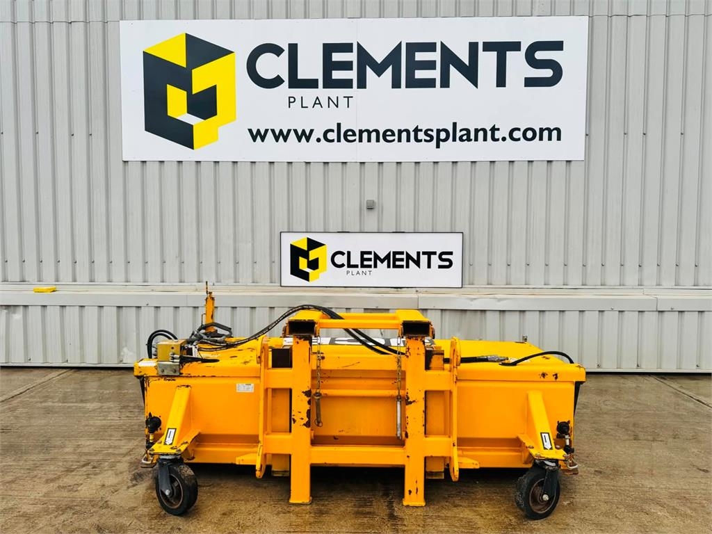 JCB SC240 Sweeper