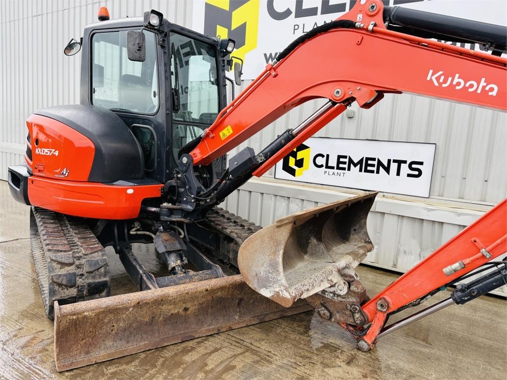 Kubota KX057-4