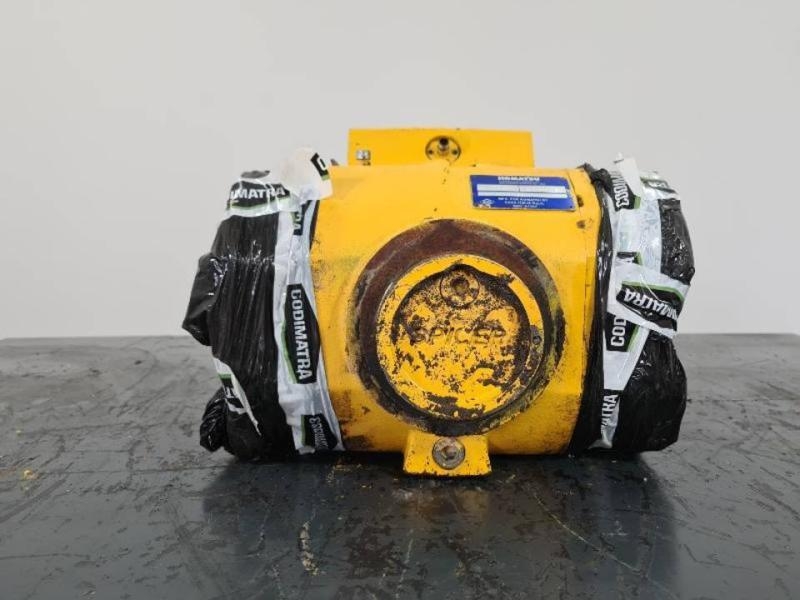 Komatsu PW98MR-8
