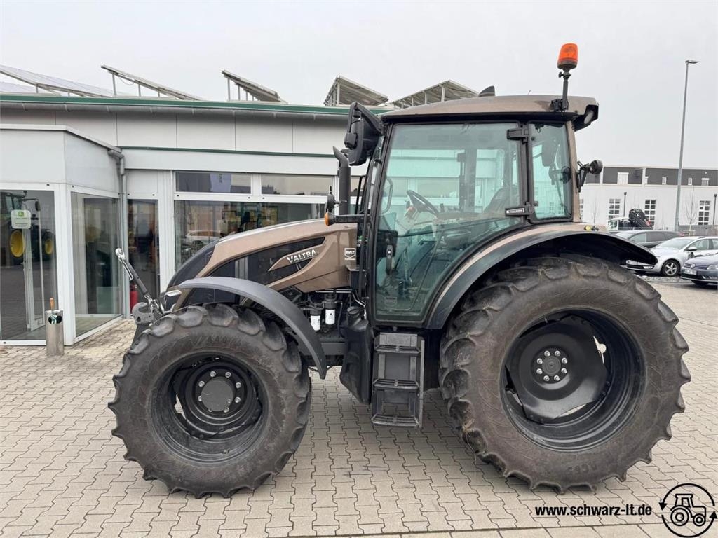 Valtra A 115