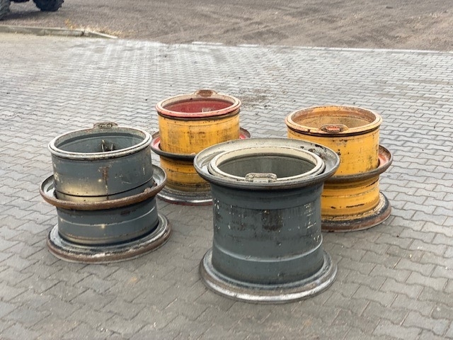 Pneu, roue et jante Liebherr L 566 / L 576 RIMS — occasion