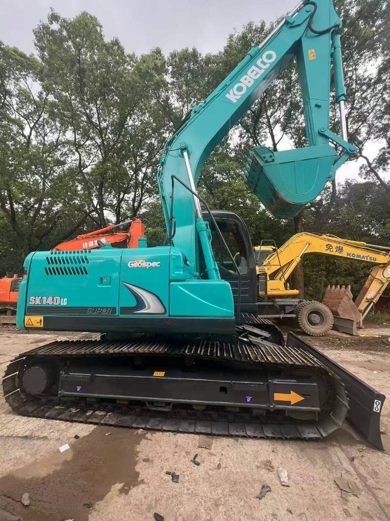 Kobelco SK 140