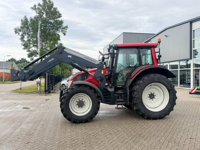 Valtra N123 hitech5, Vloeistofkoppeling,voorlader, fr.hef