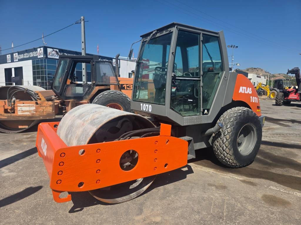 Atlas AW 1070