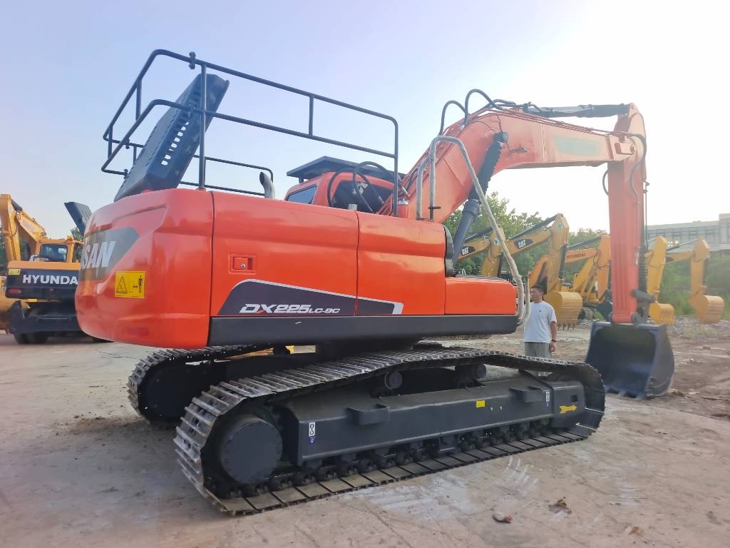 Doosan DX225LC-9 made in Korea