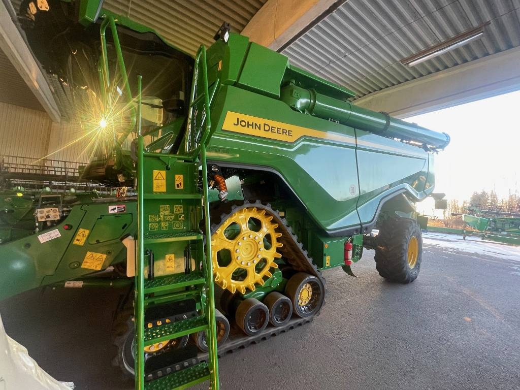 John Deere Tröska X9 1100 med 1.99% räntekampanj
