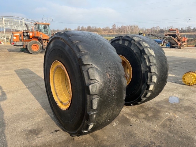 CAT 740 SPARE WHEEL 29.5R25