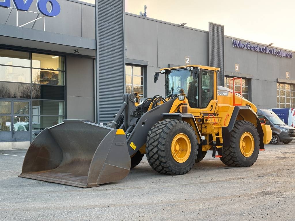 Chargeuse sur pneus Volvo L 180 H — occasion 2024, 51 h