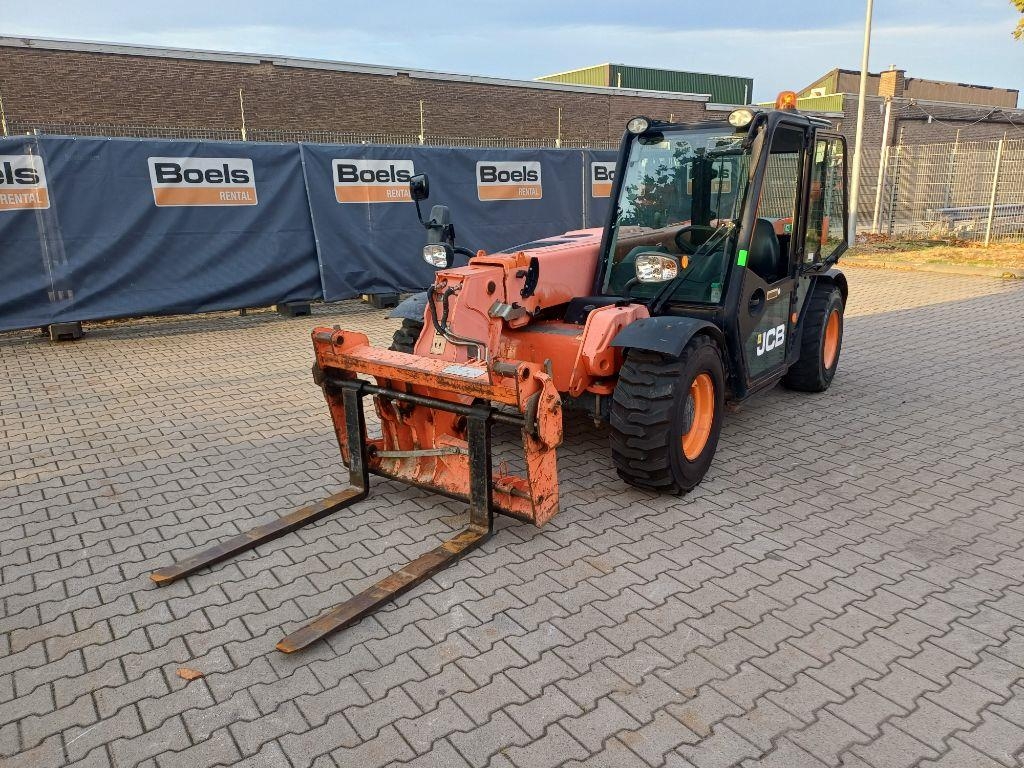 Chariot télescopique JCB 525-60 T4 F — occasion 2015, 3 519 h