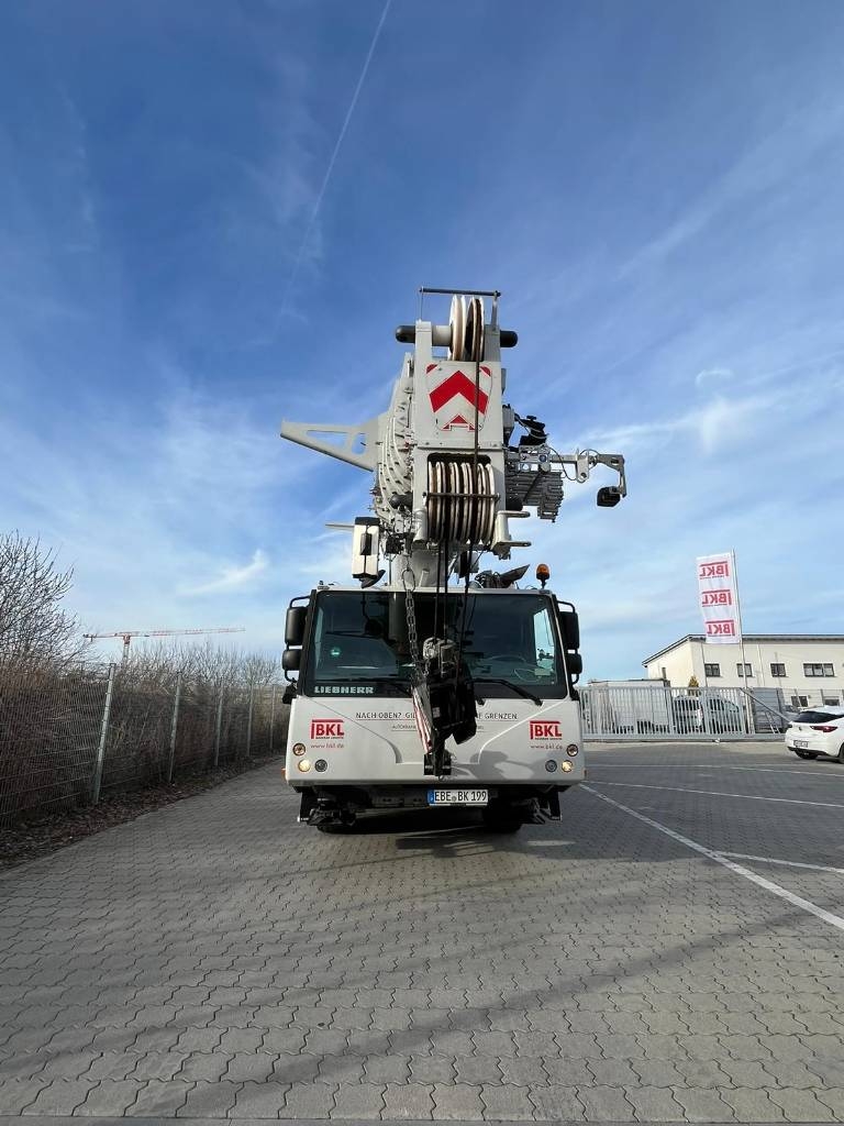 Grue mobile Liebherr LTM 1070-4.2 — occasion 2023
