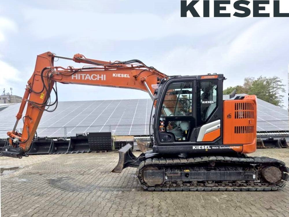 Hitachi ZX 135 US-7