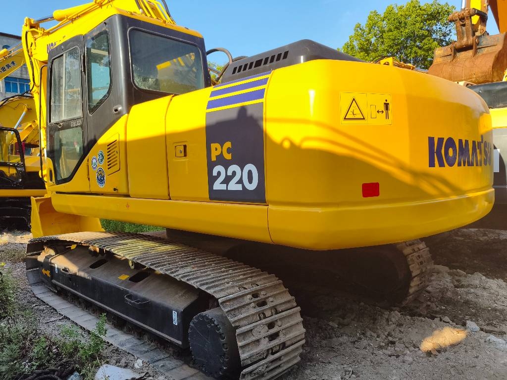 Komatsu PC 220-8