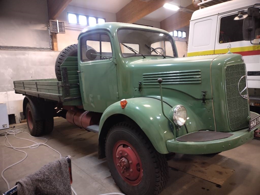 Mercedes-Benz 4x4 Kippilava,museo rekisterissä