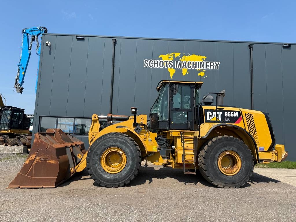 CAT 966 M