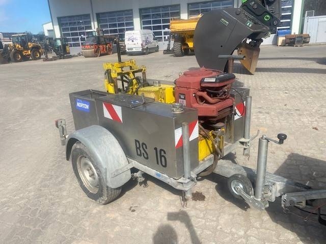 Camion foreuse Norton BS 16 Kernbohrwagen mit 200 mm Bohrkrone — occasion 1990