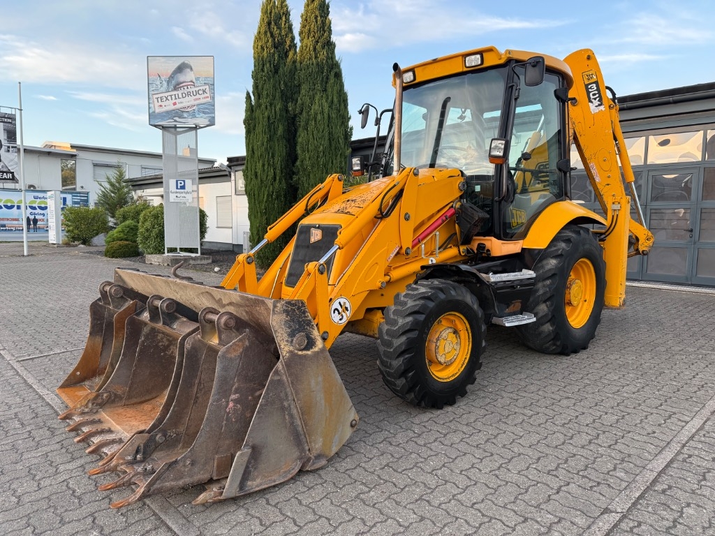 Tractopelle JCB 3 CX — occasion 2004, 4 597 h