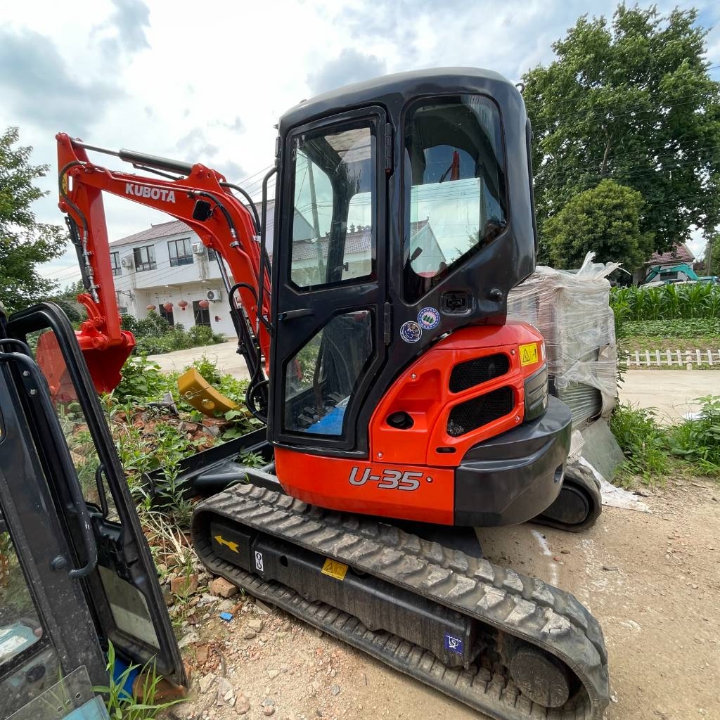Kubota U 35